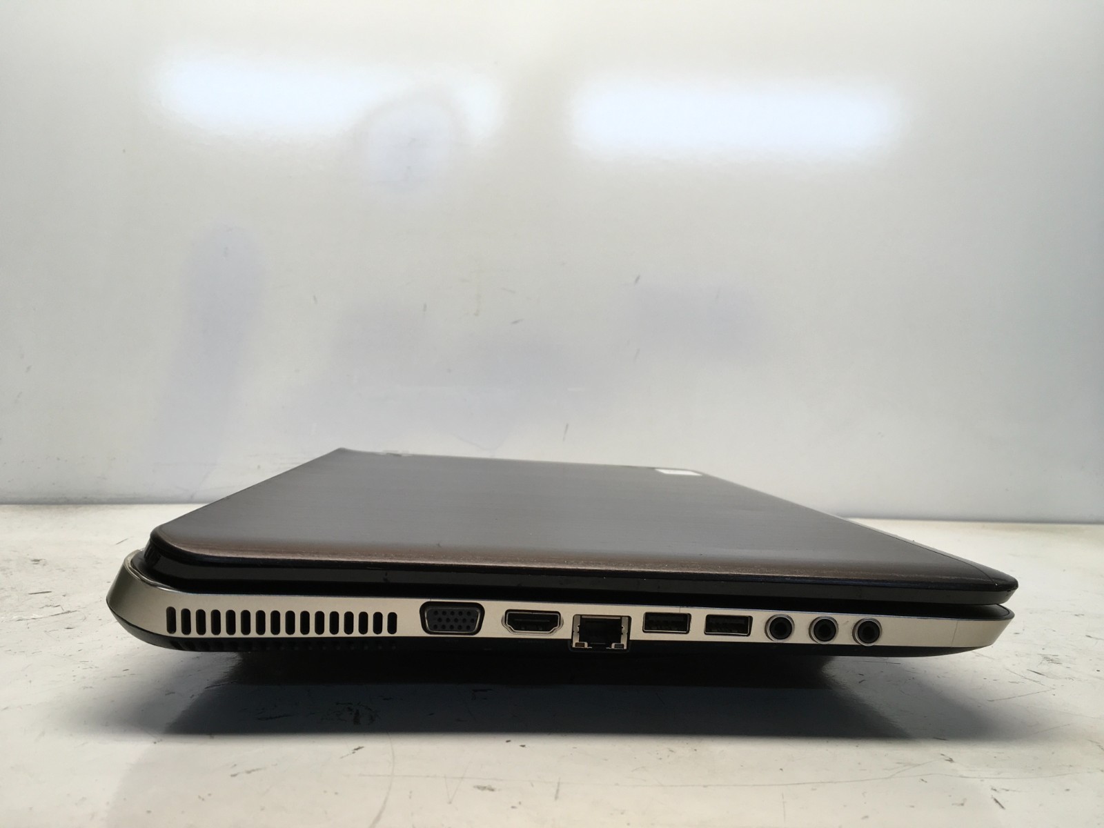 HP Pavilion DV7-6B55DX Intel i5-2430M 2.4GHz 8 GB NO HDD