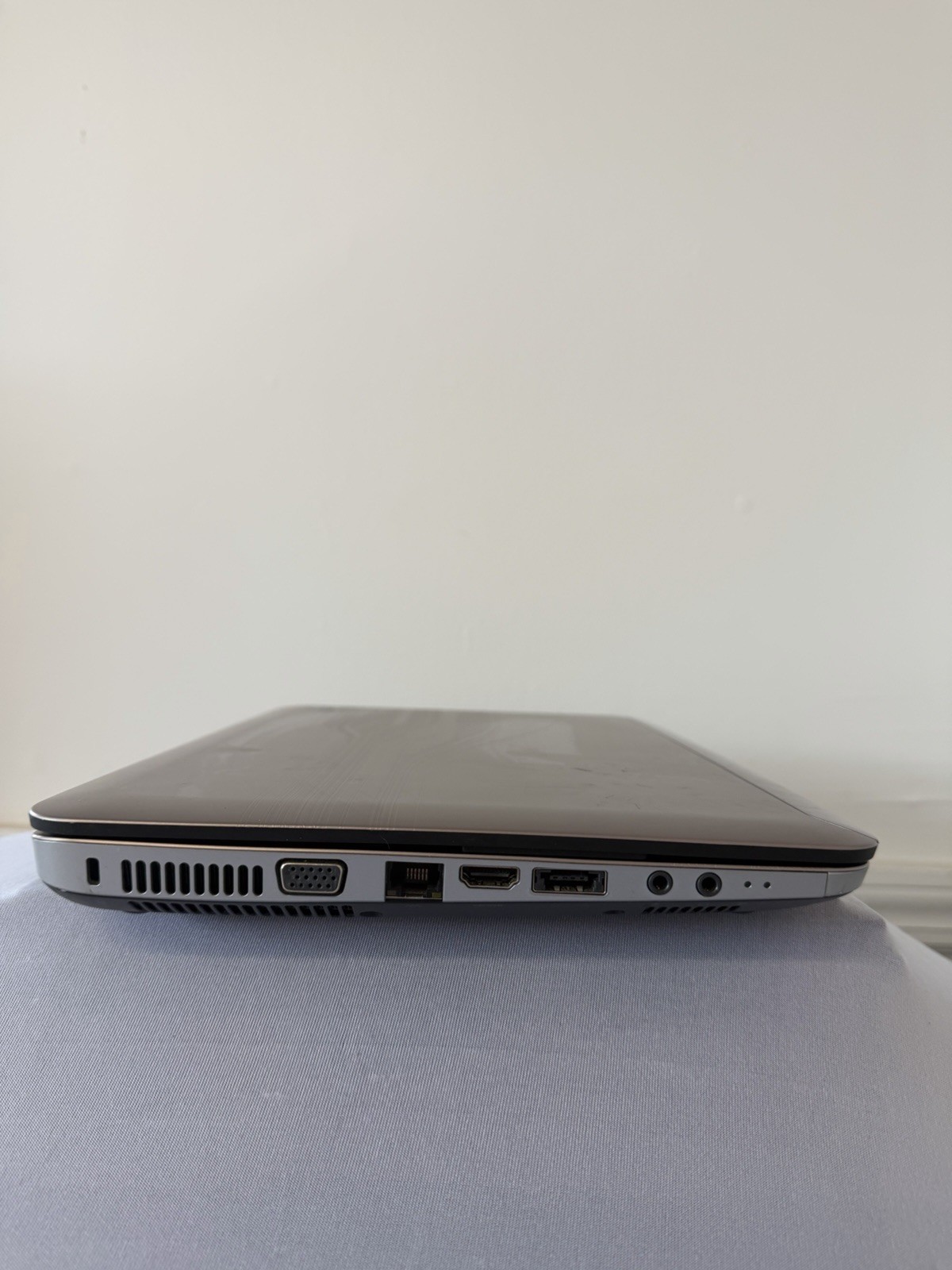 HP Pavillion dm4-1265dx Laptop – Good Screen – Intel i5-M460 – RAM 4 GB-Read Des