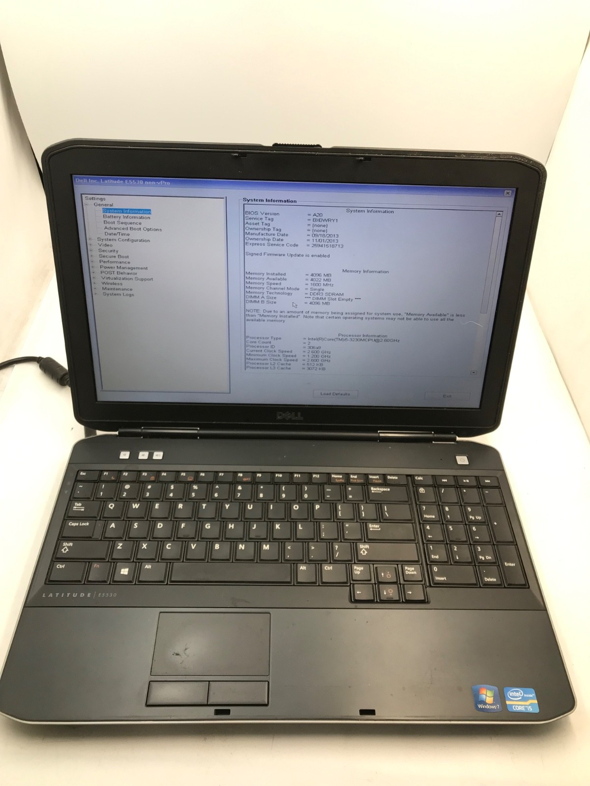 LOT OF 3 Dell Latitude E5530 Intel i5-3230M 15″ 4Gb – BOOT/ ONE DEAD PIXELS -MZ