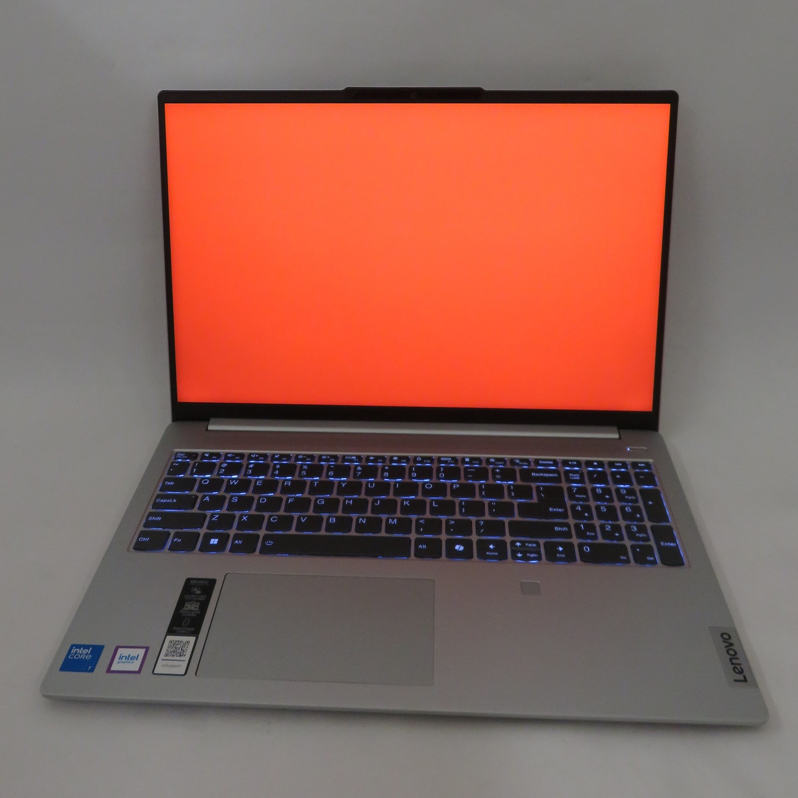 Lenovo IdeaPad Slim 5 16IRU9 CORE 7 150U 1.8GHz 8GB RAM 512GB Windows 11
