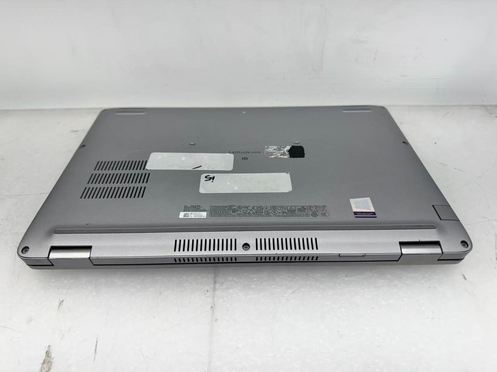 Dell latitude 5420 14″ Intel Core i5-1145G7@2.6GHz 16GB DDR4 256G W/AC Laptop