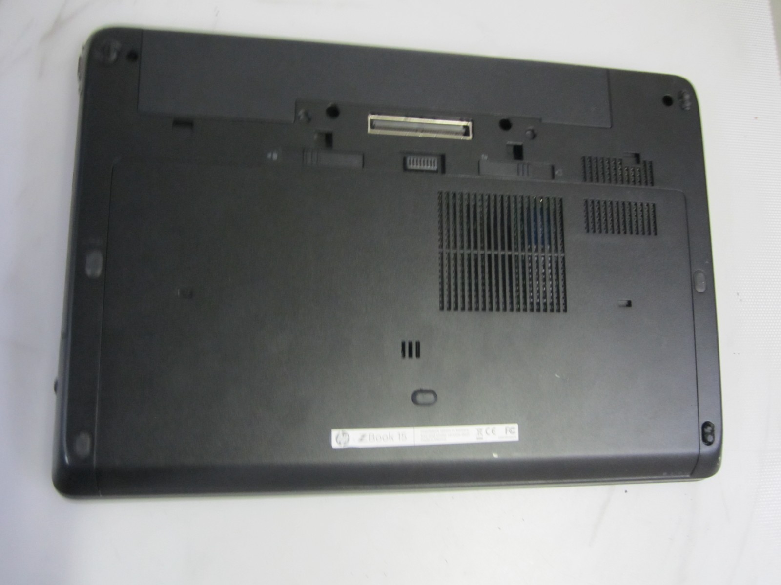 HP ZBook 15 i5-4300M 2.6GHz 16GB 750 GB LAPTOP BAD BTRY NO OS + AC
