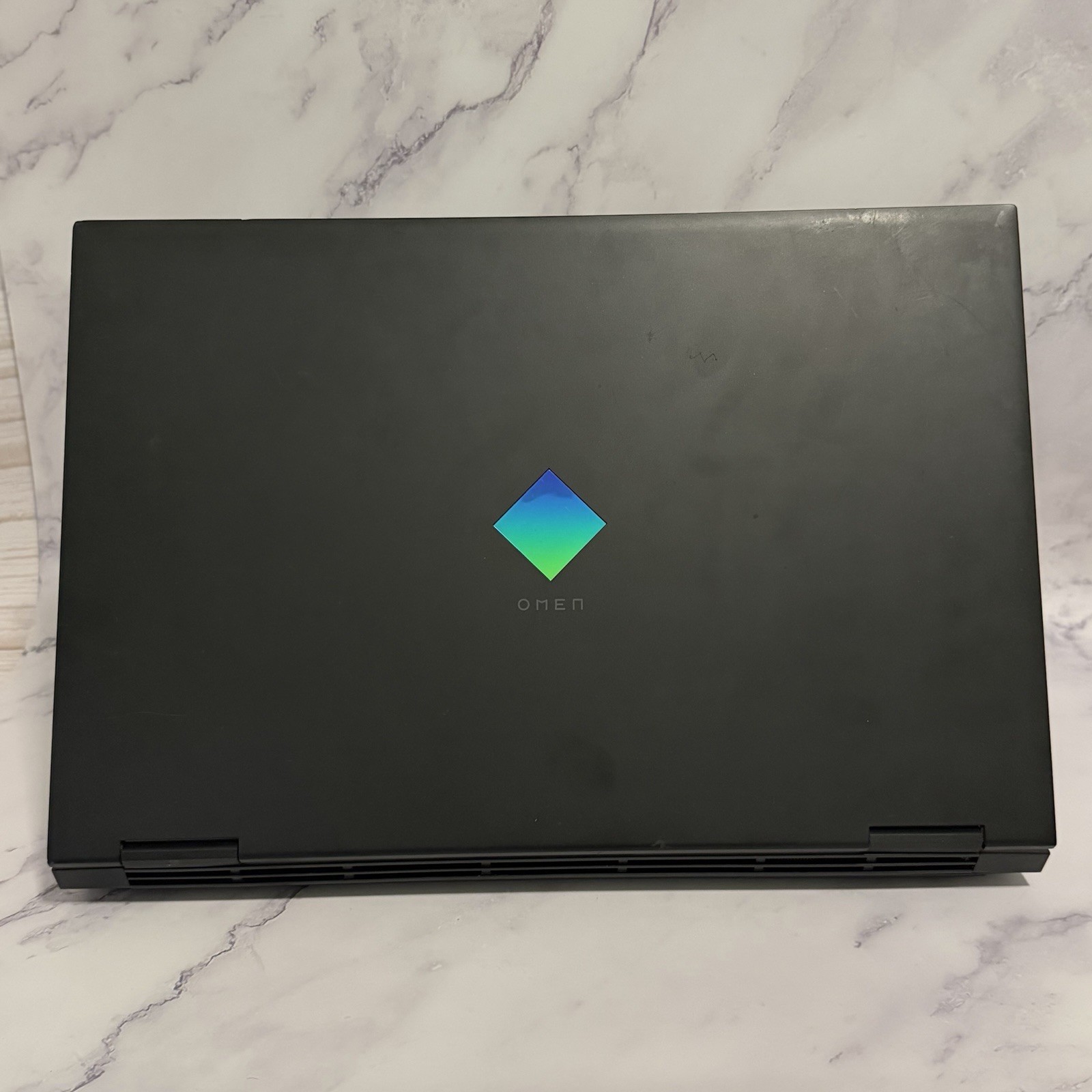HP OMEN 15 Gaming Laptop i7-10750H RTX 2070 Max-Q 8GB 16GB RAM 1TB SSD Win 11