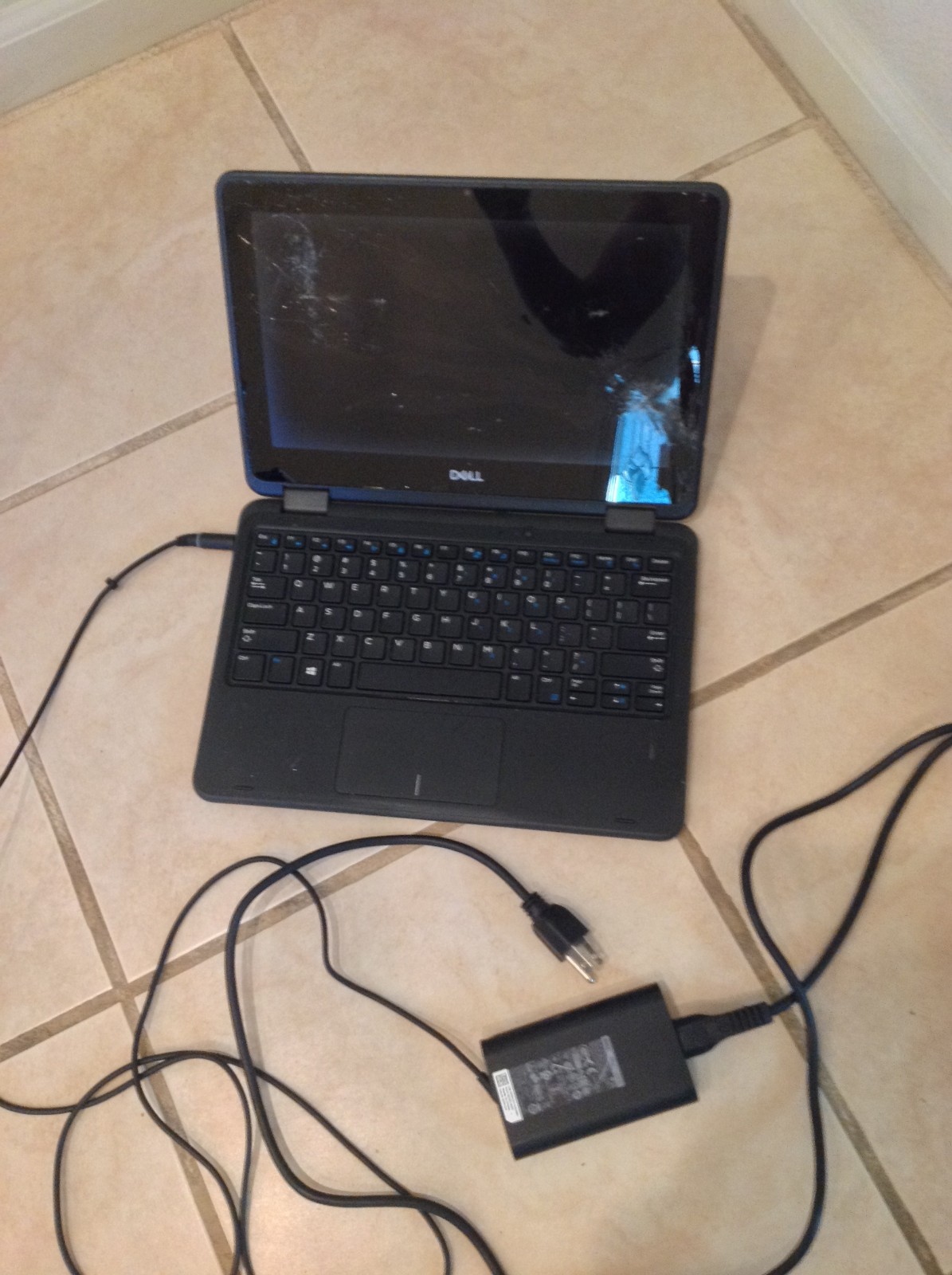 Dell P26T Laptop with Charger for Parts or Fix