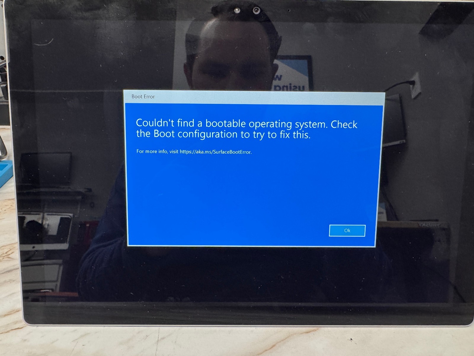 Surface Pro 4 12.5″ Tablet Intel Core i5 4th Gen – FOR PARTS OR NOT WORKING
