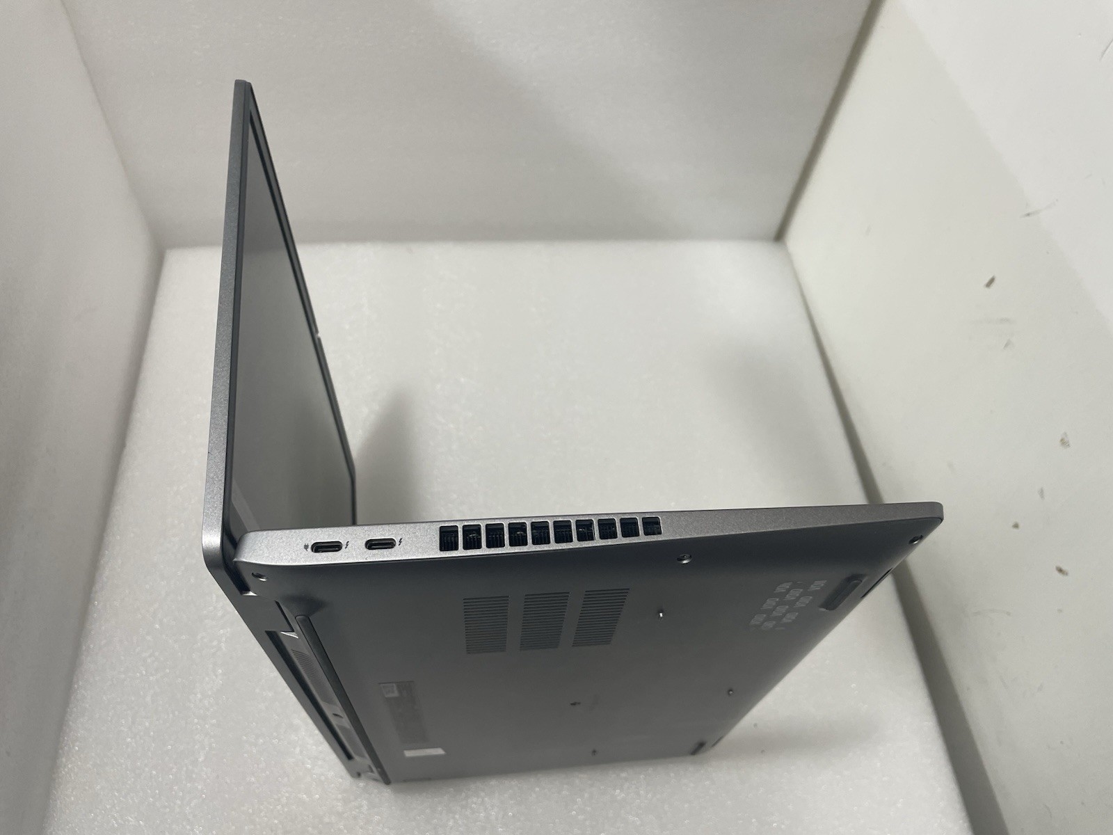 Dell Latitude 5520 256gb Nvme Win 11 i5-1145G7 4 Core 2.60ghz 16gb RAM Webcam