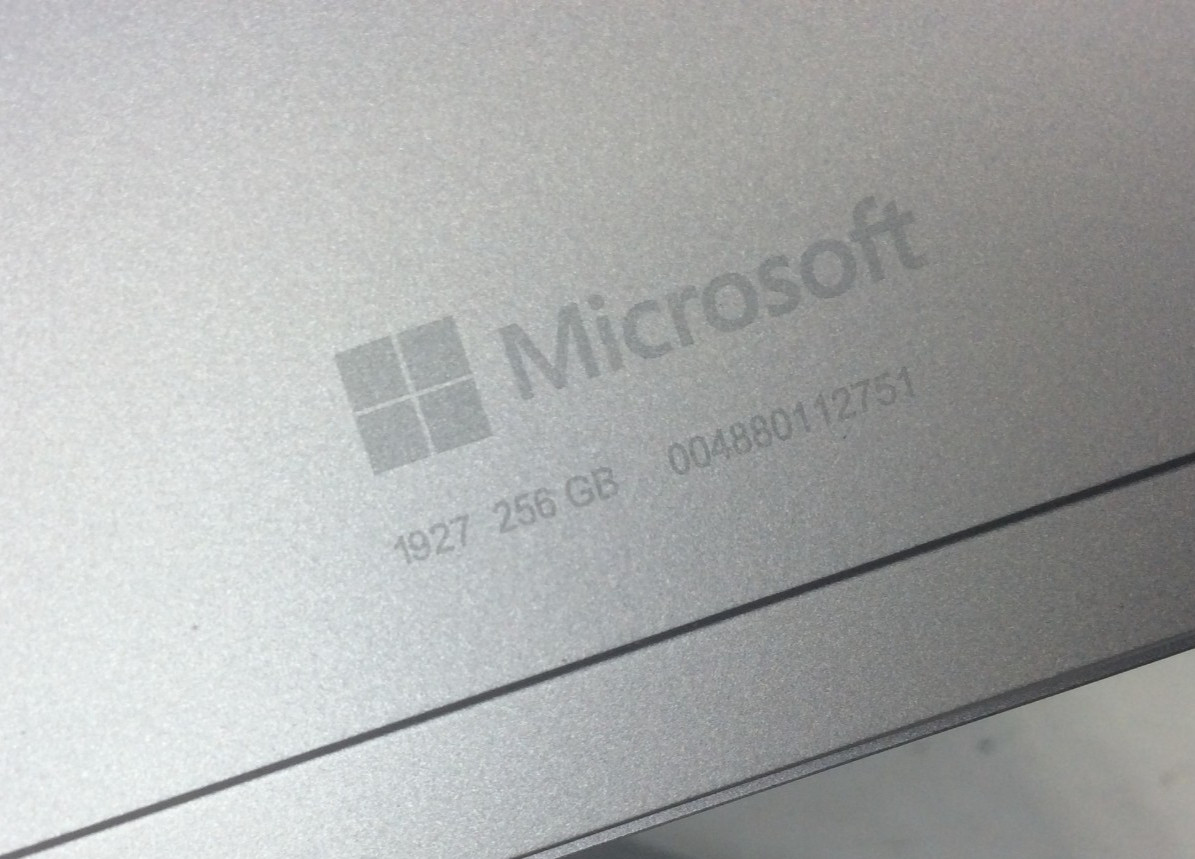 Microsoft Surface Go 2 Tablet 1927 M3-8100Y 1.1GHz 8GB 256GB SSD Batt Cap +86%