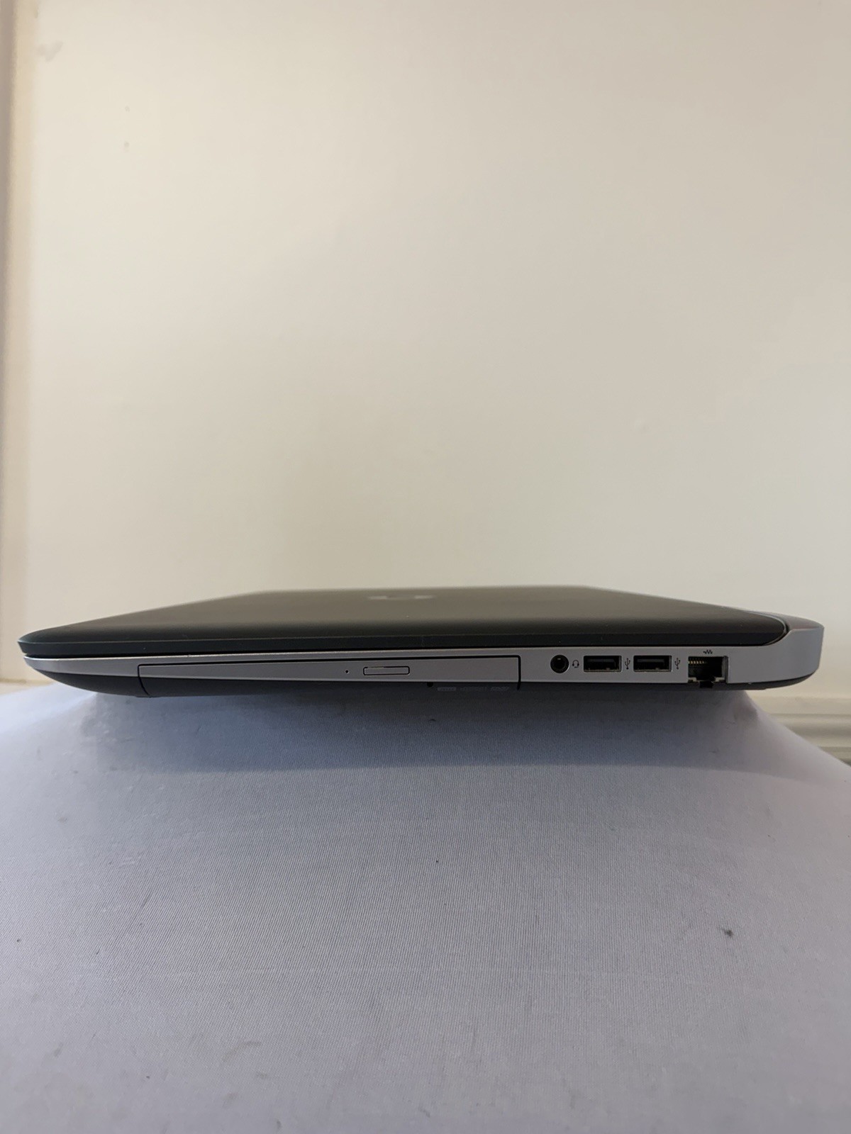 HP Probook 470 G3 Laptop – Good Screen – Intel i5-6200U – RAM 8 GB – Read Des