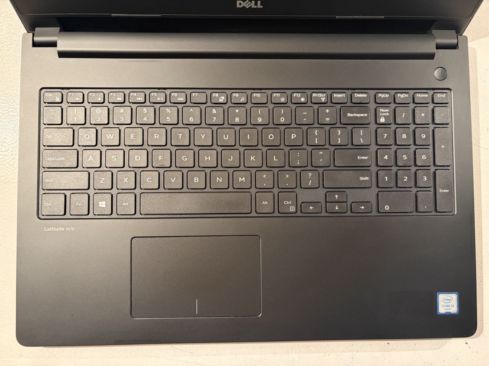 DELL LATITUDE 3570 15.6” HD INTEL i5-6200U 16GB RAM 250GB SSD WINDOWS 11 PRO