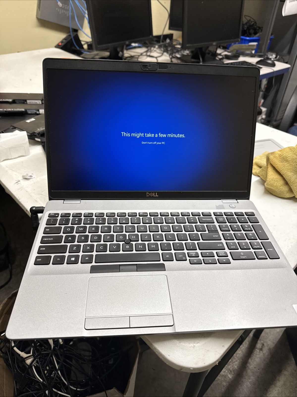 Dell Latitude 5511 i5-10400h 8G Ram 128GB SSD Windows 11 Pro Charger