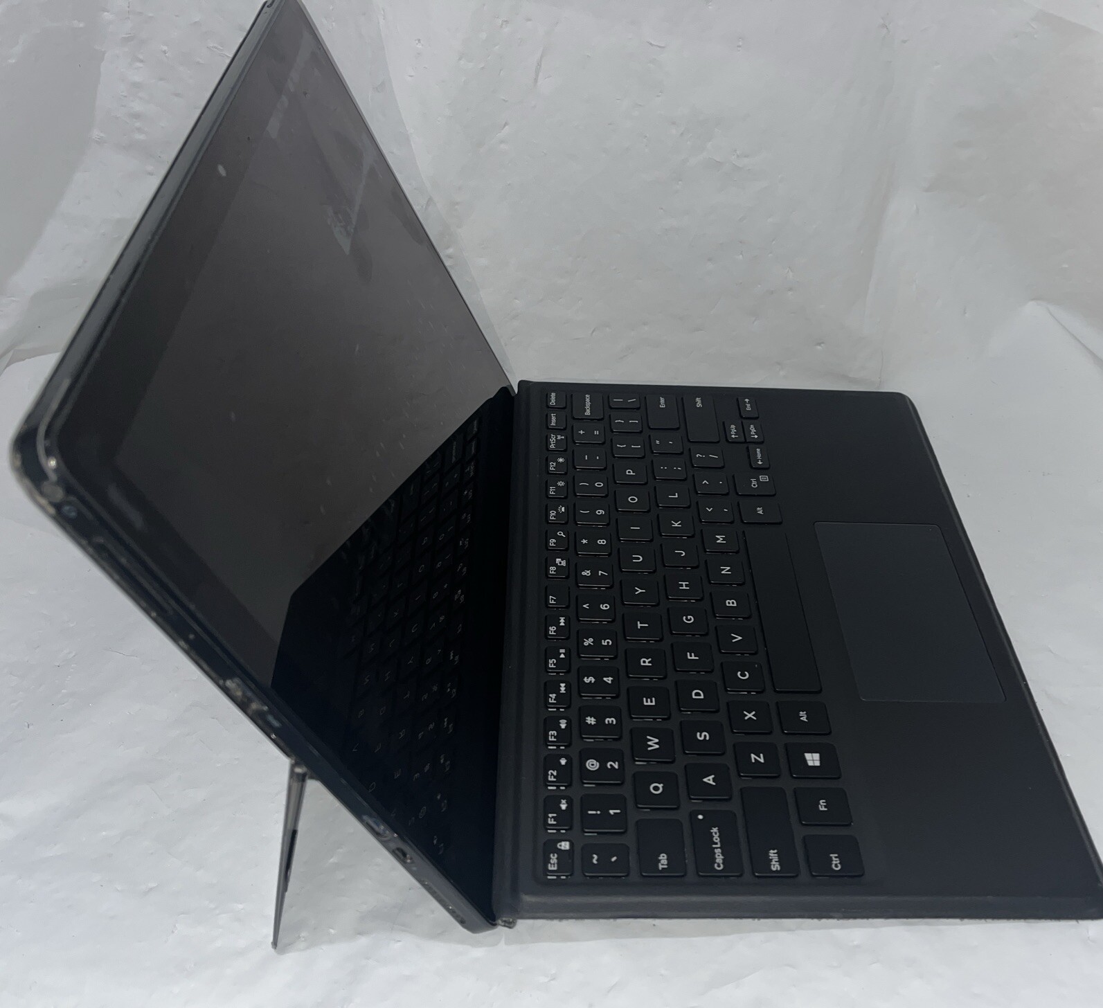Dell Latitude 5285 i5-7300U@2.6GHz, 8GB RAM, 256GB M2, Win 10 Pro *READ*