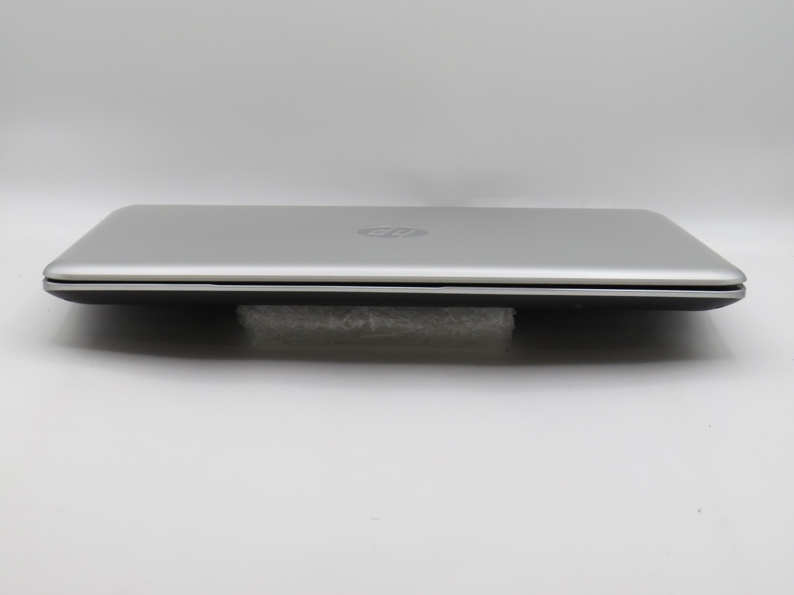 HP pavilion 15 | AMD A8 @ 1.7GHz | 8GB DDR3 | 238GB SSD | 15.6″ | No OS