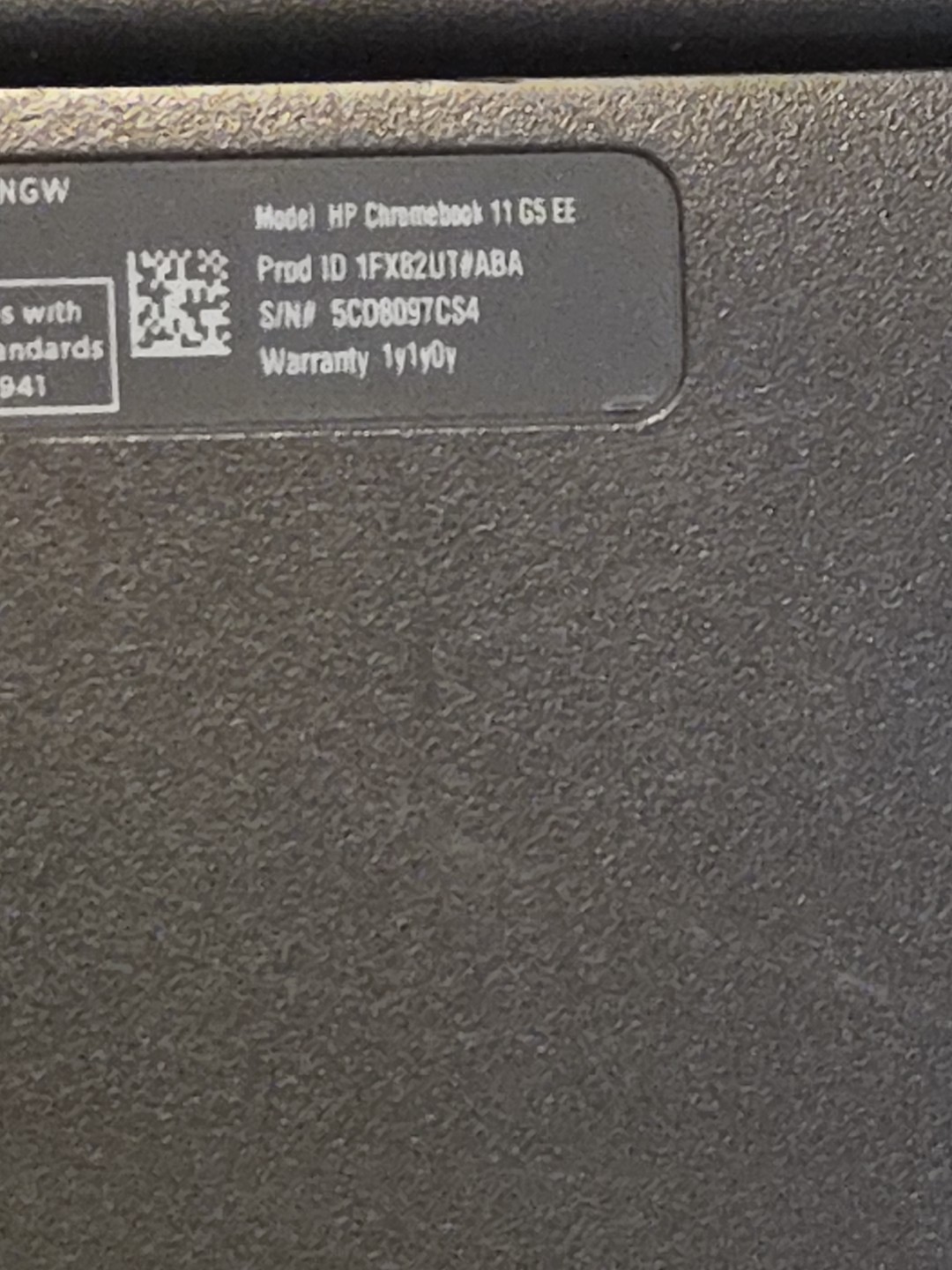 HP CHROMEBOOK 11 G5 EE..PARTS OR REPAIR. BUSTED SCREEN..NO CHARGER..UNTESTED