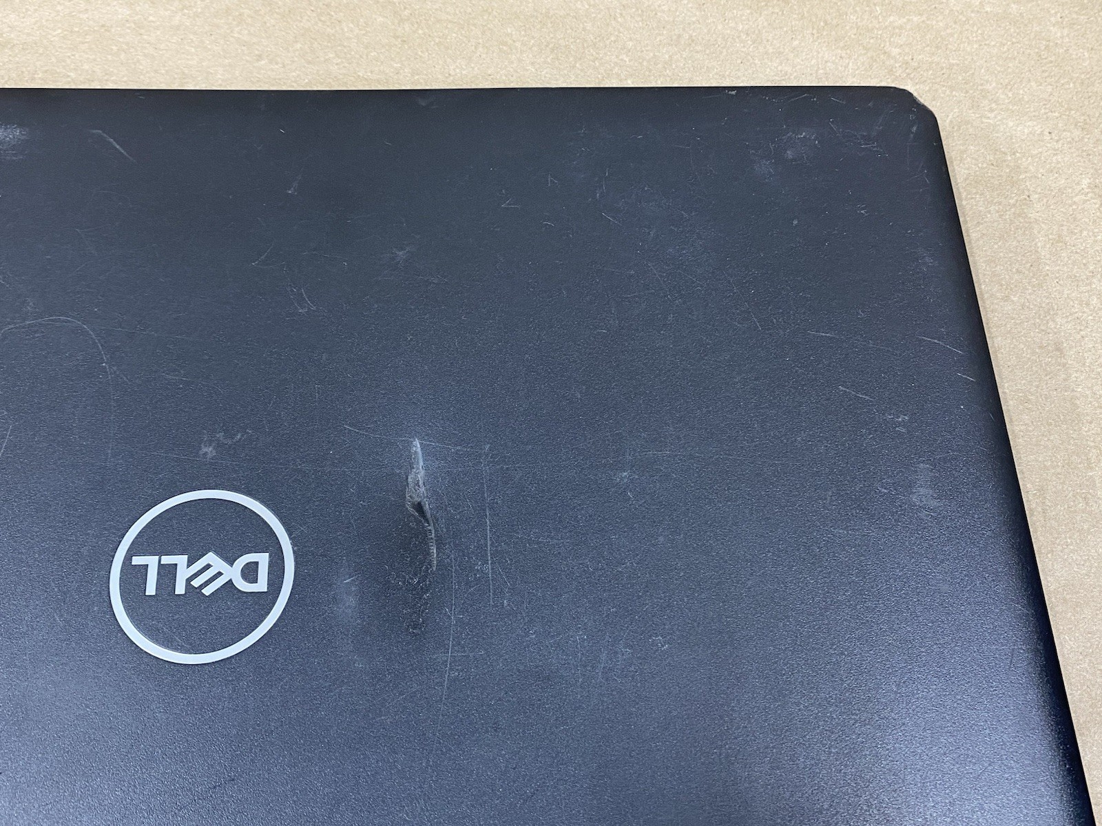 Dell Latitude 3490 – 14″ i5-8250U – 4GB – 128GB SSD – Win 11 Pro READ
