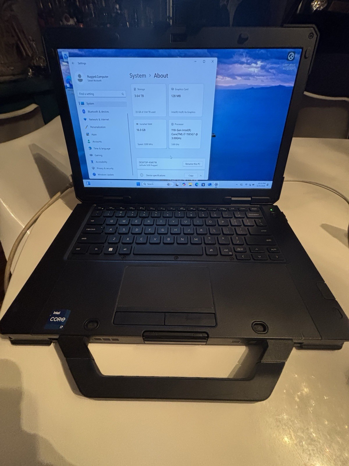 Dell 14 Rugged 5430 i7-1185G7, 32gb, 256gb SSD, Win11 Pro Touch