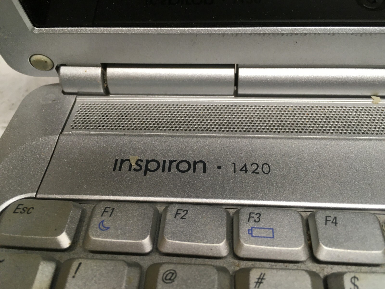 Dell Inspiron 1420 14″ (AS IS) Intel Core 2 Duo – JZ