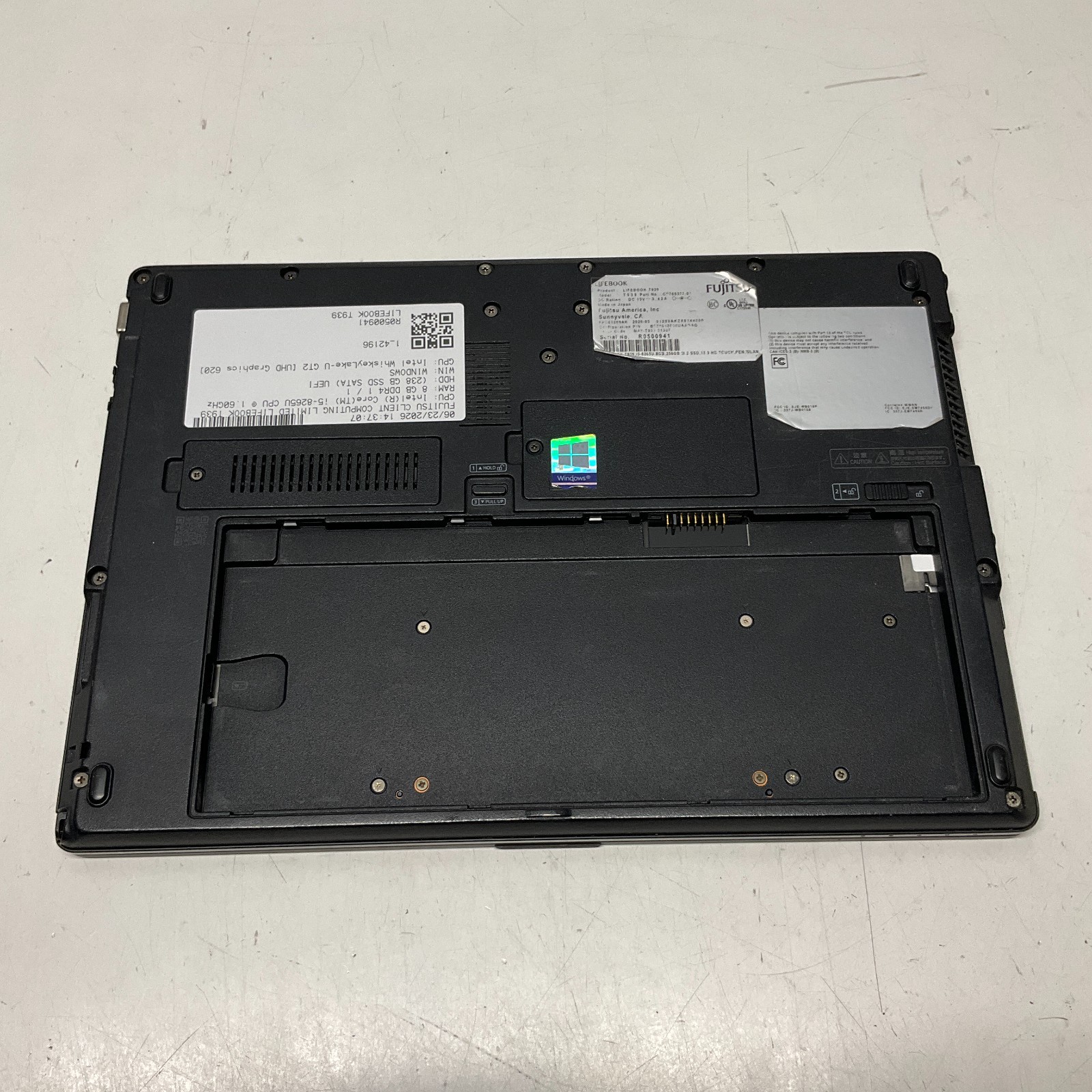 Fujitsu Lifebook T939 Laptop Intel Core i5-8265U @ 1.60 GHz 8GB 256GB SSD NO BAT