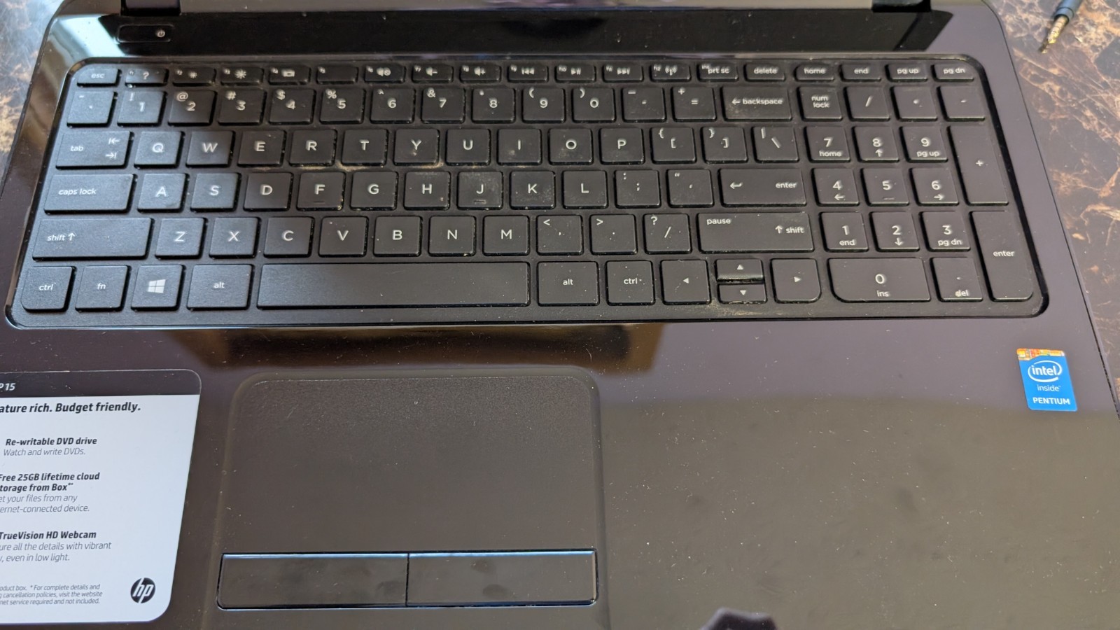 HP 15-r029wm Notebook and dell vosrtro 1500 3000 for parts or repair