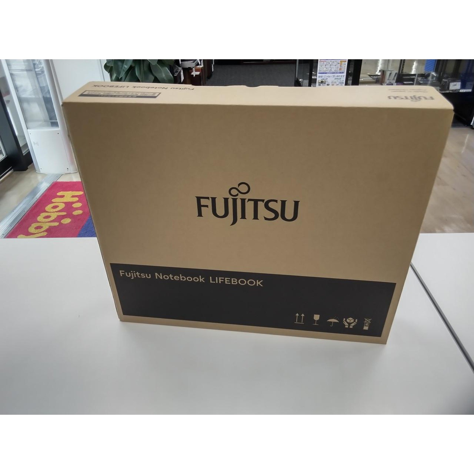FUJITSU FMVA0G012P 15.6″ Core 5 120U 8GB 256GB SSD Win 11 Pro Unused Laptop