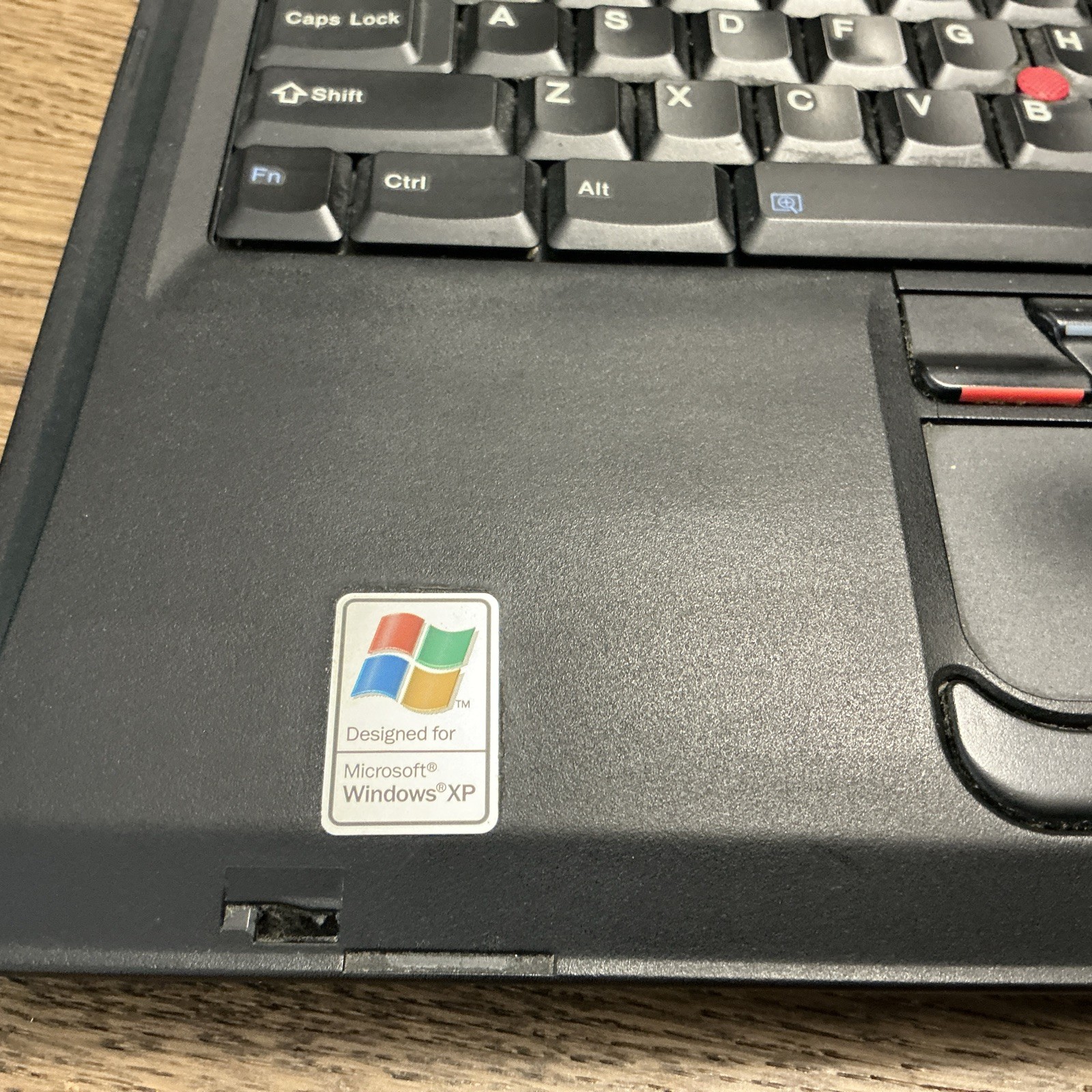 IBM ThinkPad R52 Intel Pentium M 1.86GHz – Dim Screen – READ