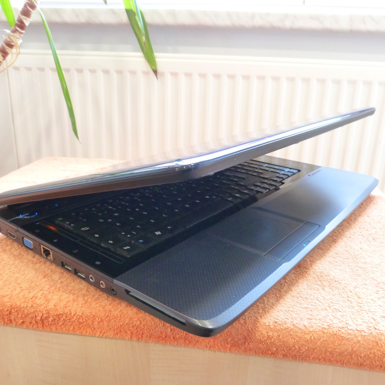 Acer 8735 Cinema 18″ FULLHD GEMSTONE l 3x HDD SSD I Windows 11 HDMI GeForce I