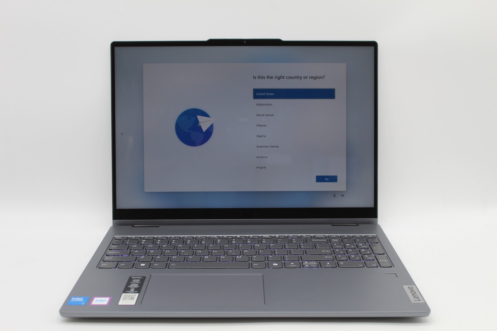 Lenovo IdeaPad 5 16″ Touch Intel Core 5 120U 1.4GHz 16GB 512GB SSD PC1744610