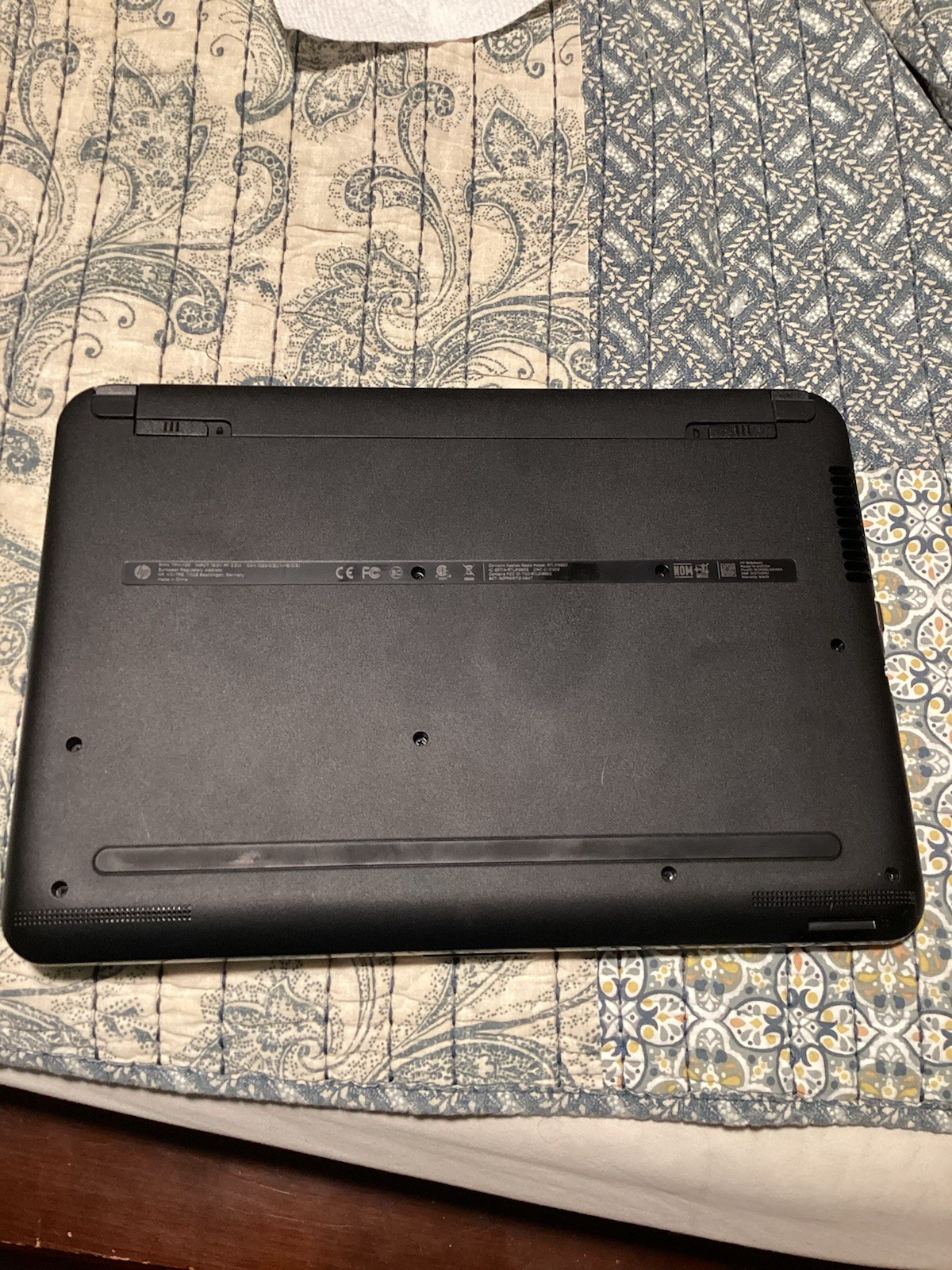 HP Notebook 14-dk0012nr AMD E2-7110 1.80GHz 4GB 32GB eMMC Win11 (Bad Battery)