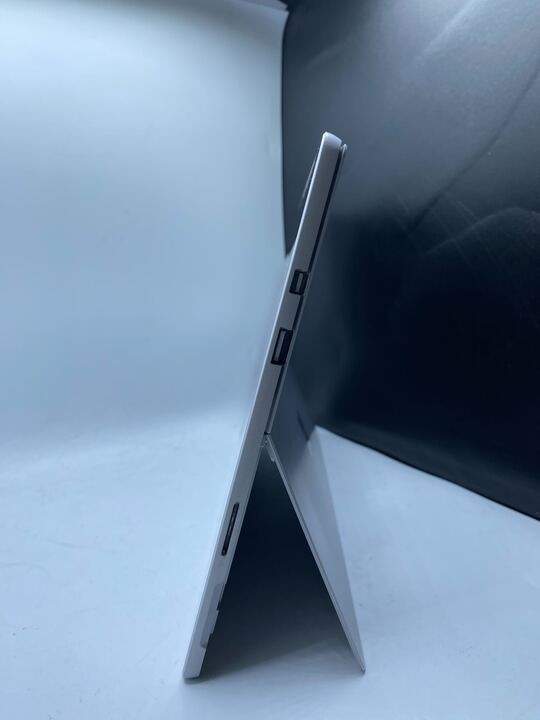 FOR PARTS Microsoft Surface Pro 4 Intel Core i5-6300U @2.4GHz 4GB RAM 128GB SSD