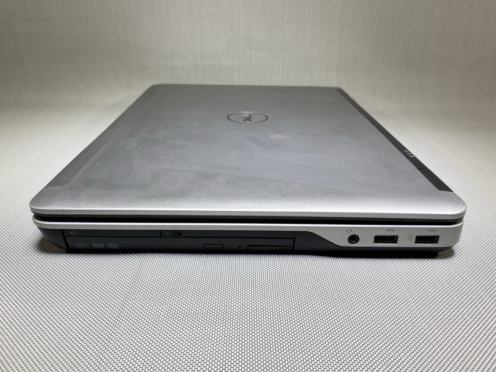 Dell Precision M2800 Intel i7-4610M 8GB RAM – AMD FirePro W4170M- NO HDD/BATT
