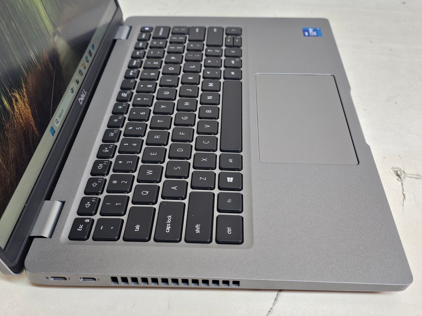 Dell Latitude 5421 Laptop – 2.5 GHz i7-11850H 16GB 512GB SSD Webcam 14″ – SP3