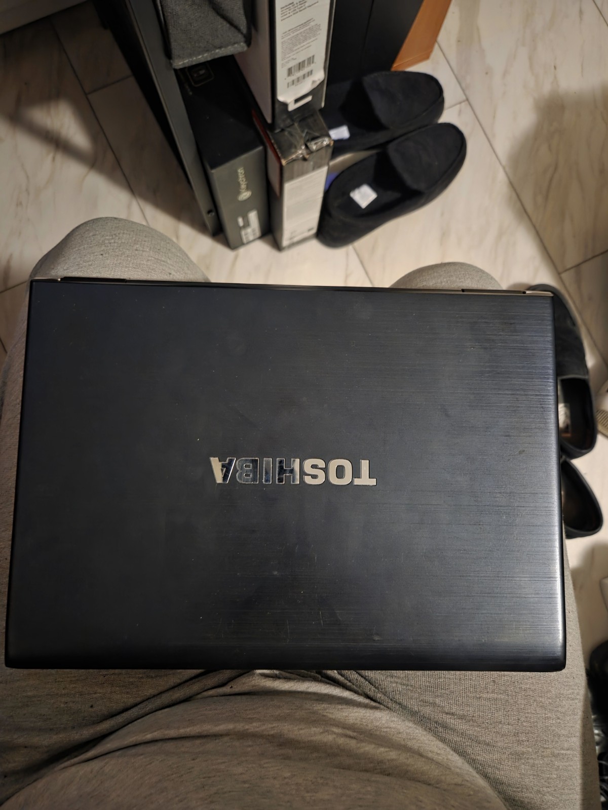 ​FAST Toshiba R835 Laptop – 16GB RAM – Intel i5 – BYO Drive – MX Linux Disc