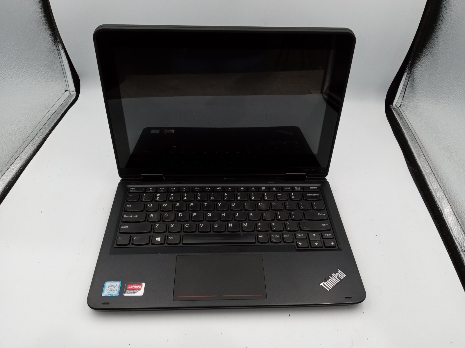 Lenovo ThinkPad Yoga 11e 2in1 Laptop Intel Core m3 7th Gen – CRACKED SCREEN -RR