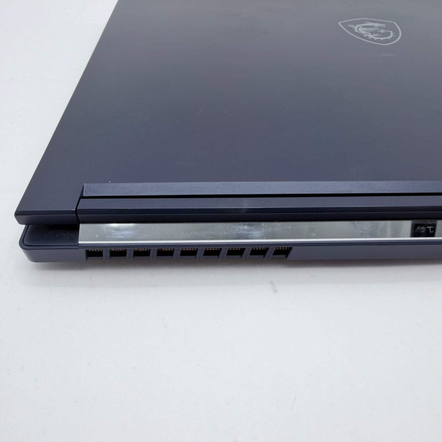 Broken MSI Stealth 16 Studio A13VG i7-13620H 32GB RAM 1TB SSD RTX 4070 Bad Batt