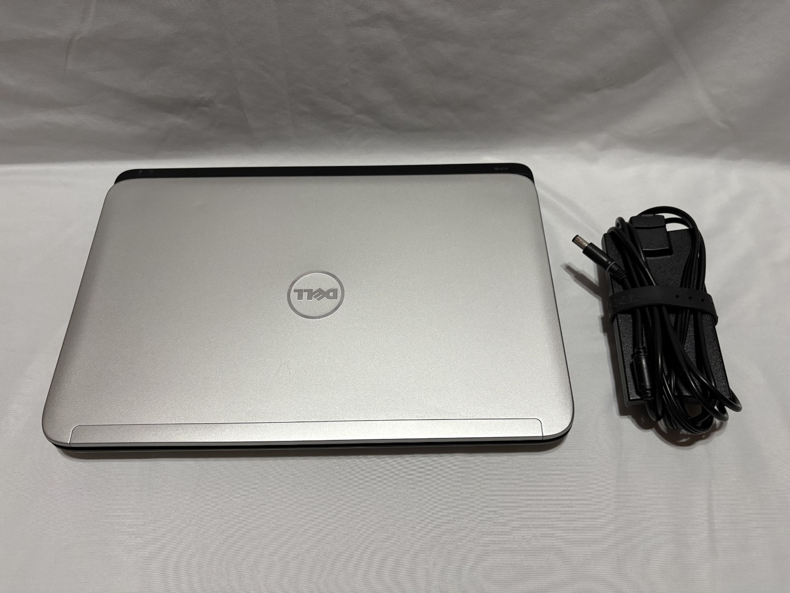 Dell Laptop XPS L501X with Power Supply – No HDD. Weak Battery. Working.