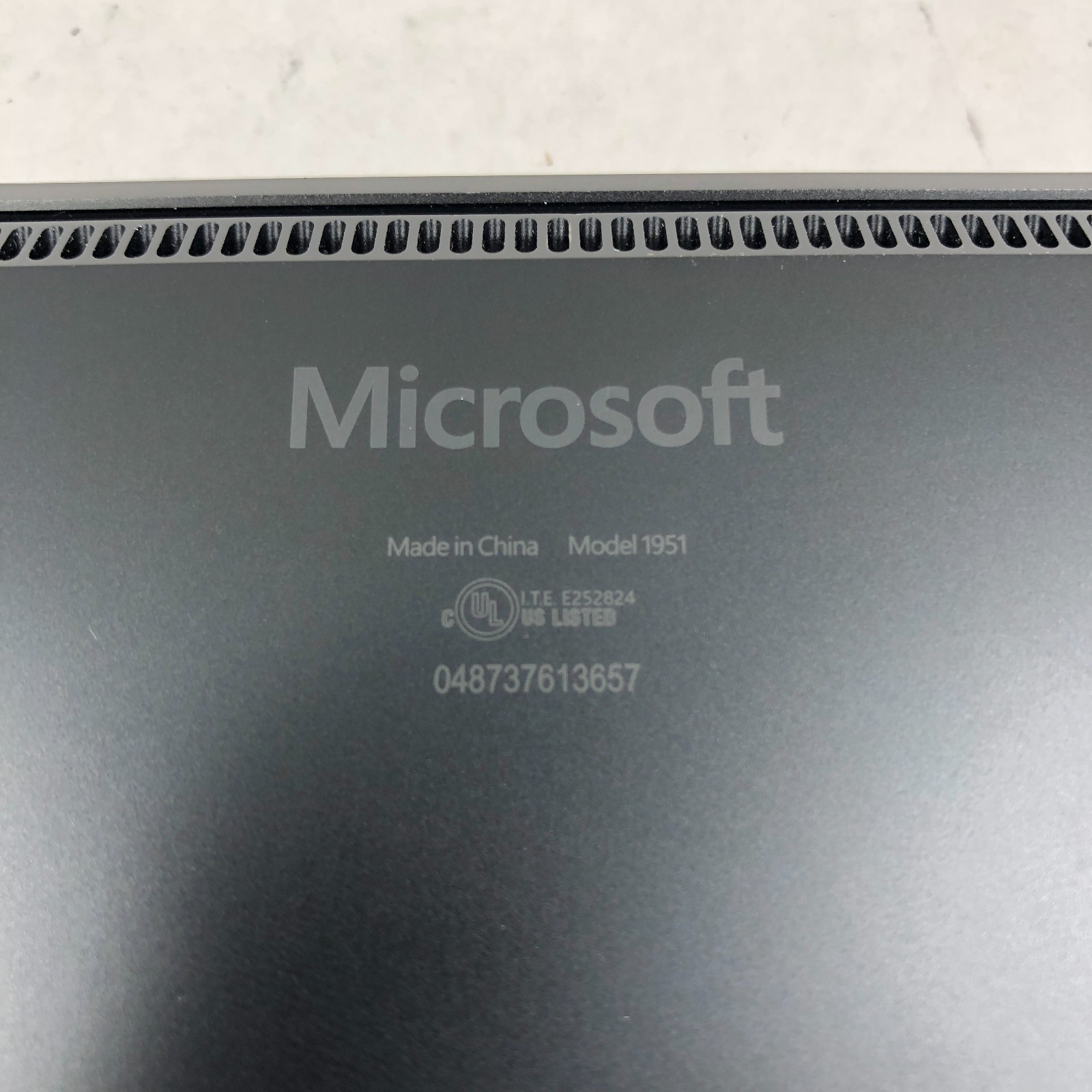 Microsoft Surface Laptop 4 1951 Intel Core i7-1185G7 16GB 256GB NVME *READ*