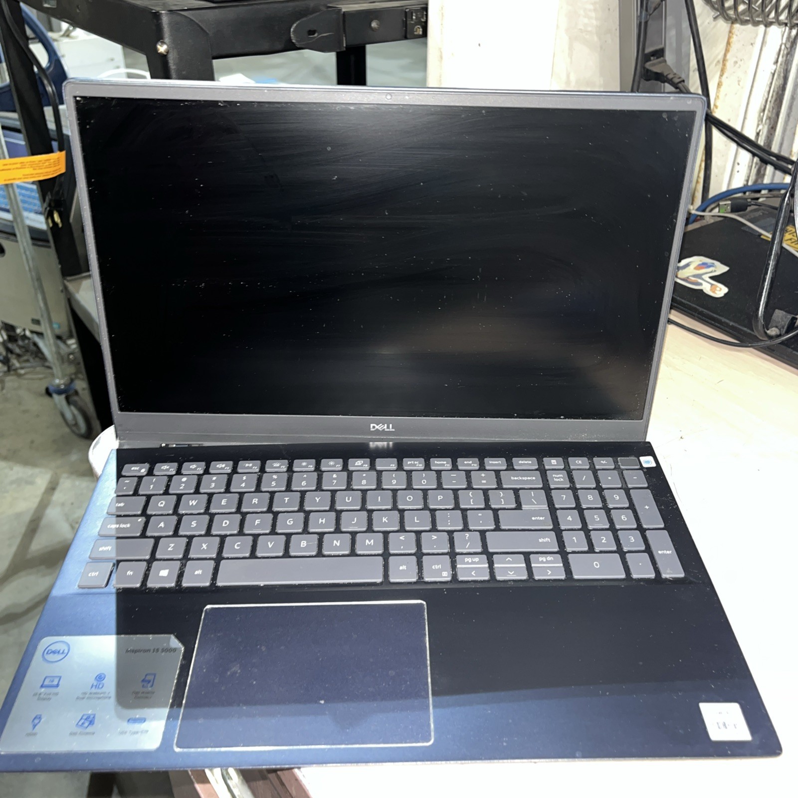 DELL INSPIRON 16 5501 INTEL CORE I5-1035G1 8GB RAM NO HD