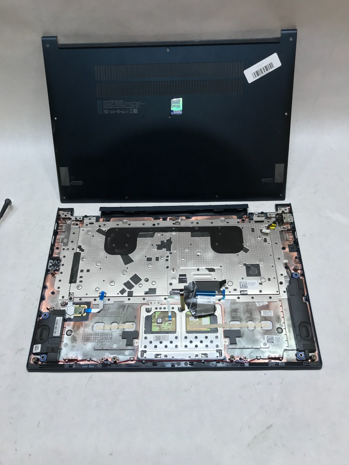 Lenovo Yoga 730-15IWL PALMREST/BOTTOM ONLY NO MOTHERBOARD For Parts READ!!! – DW