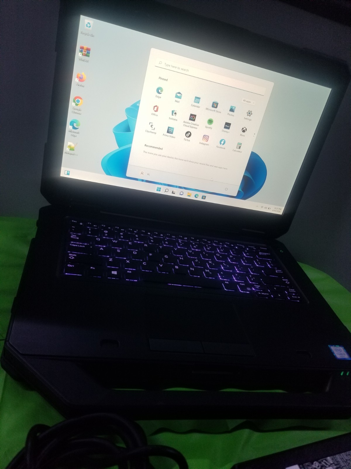 Dell Latitude Rugged 5414 14″ Core i5-6300U 2.4GHz 16GB 256GB SSD Touch, WIN 11