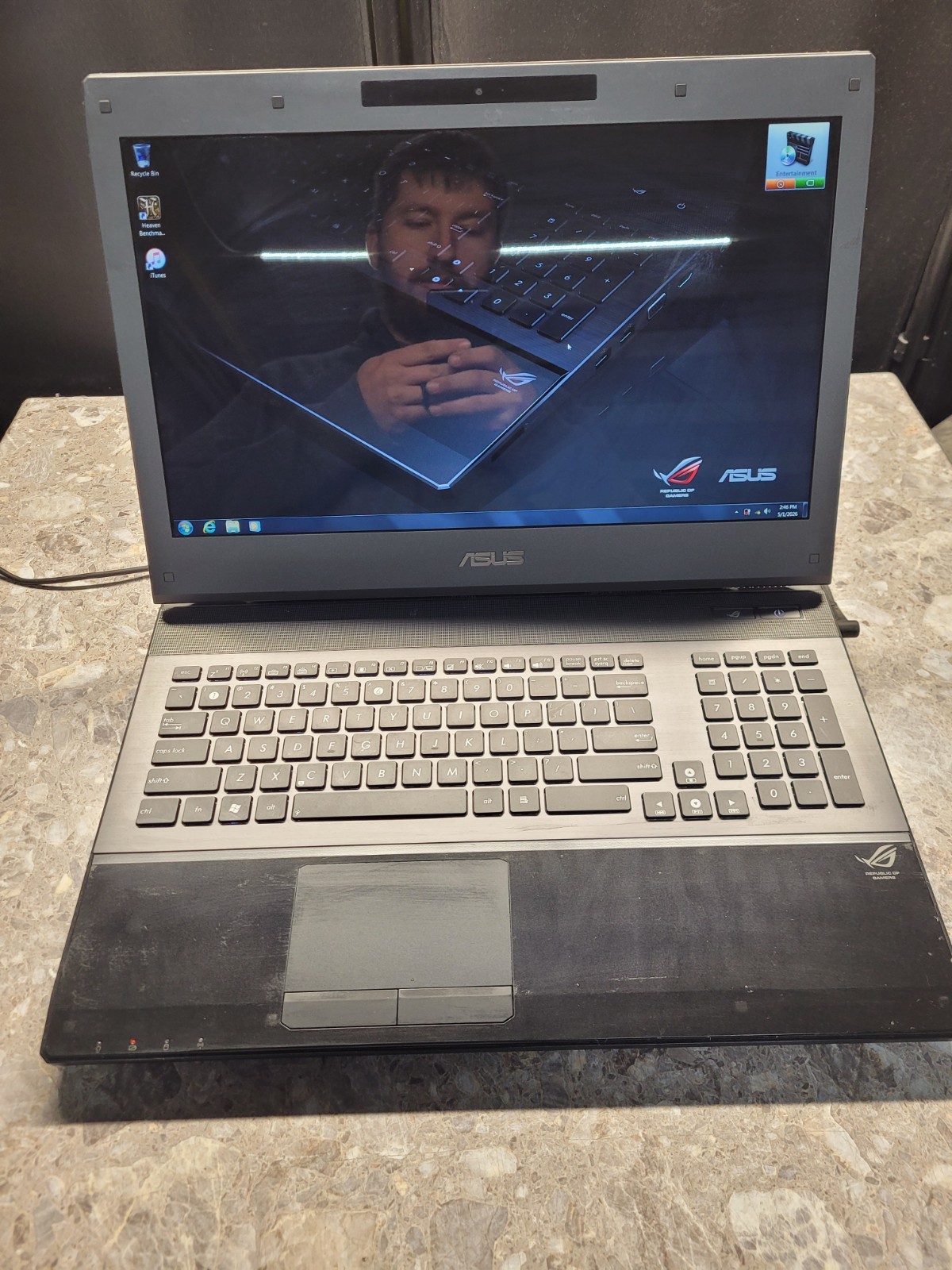 Retro ASUS G74S 17.3″ I7-2670QM NVIDIA GTX 560M 16GB RAM 128GB SSD 700gb HDD