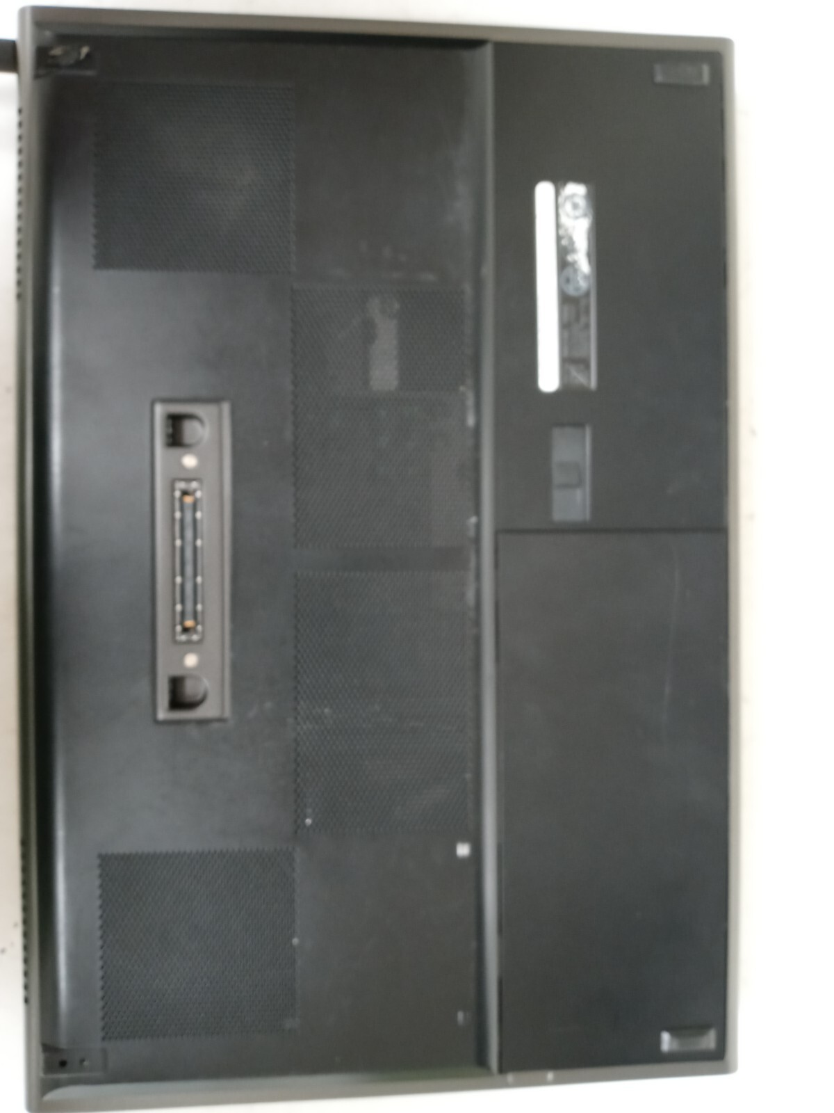 DELL PRECISION M4600 INTEL CORE I7-2720QM 2.20GHZ 16GB RAM NO HDD NO ADAPTER
