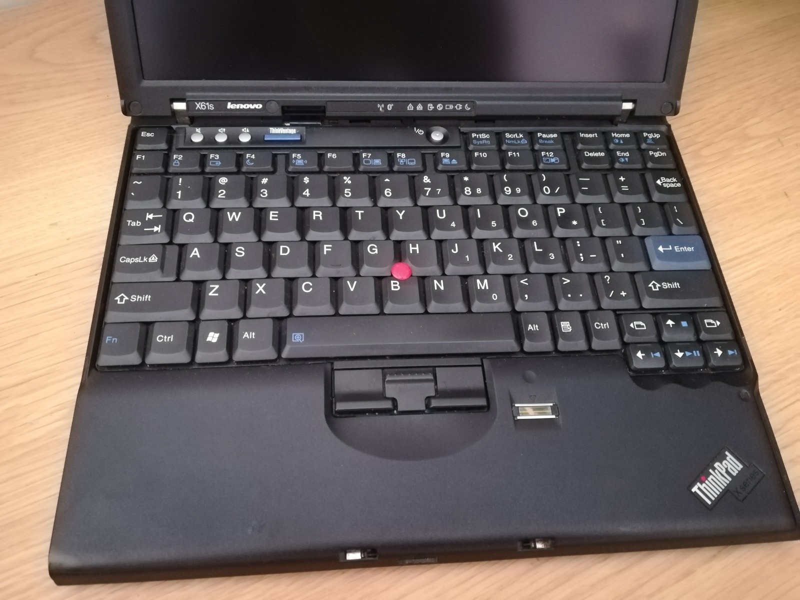 Lenovo ThinkPad X61s Core 2 Duo 1.6Ghz Windows XP Windows 7