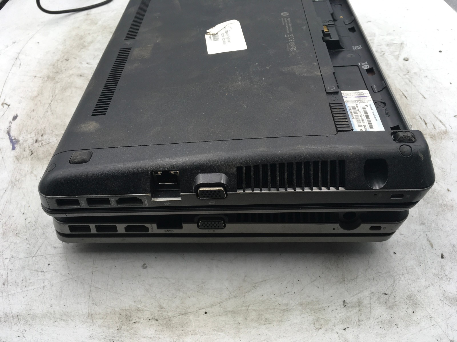 HP PROBOOK 4440S – LOT OF 2 – FOR PARTS/BIOS – INTEL I5 – 4GB/NO RAM – READ – BB