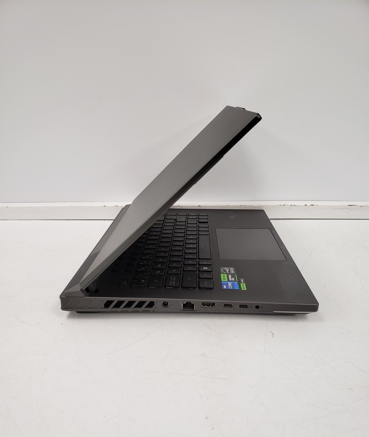 (9897995) Asus G614J Gaming Laptop