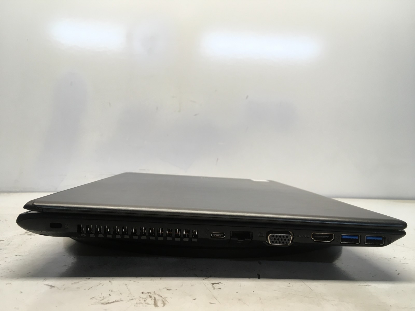 Acer Aspire E5-575 Intel i5-7200U 2.5GHz 4 GB NO HDD