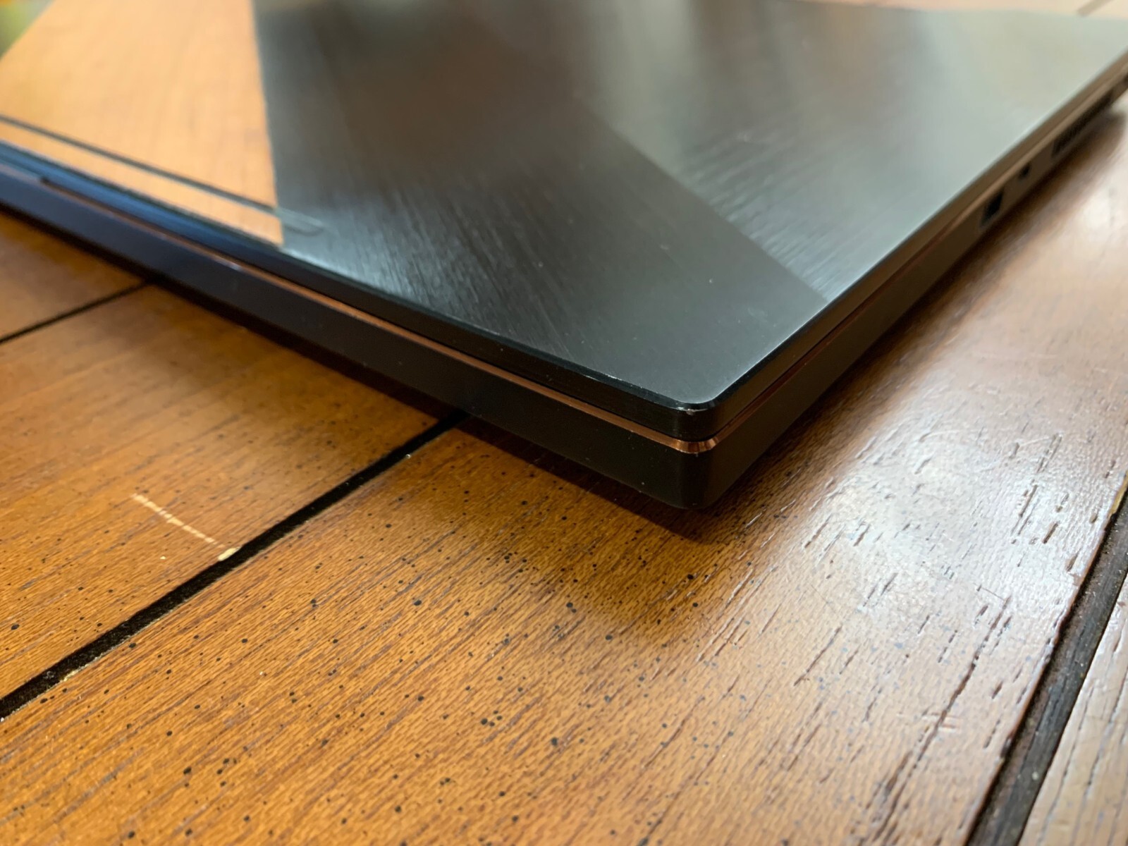 ASUS ROG Zephyrus M Slim Gaming Laptop – GeForce GT 1070 – 32Gb – GM501GS-XS74