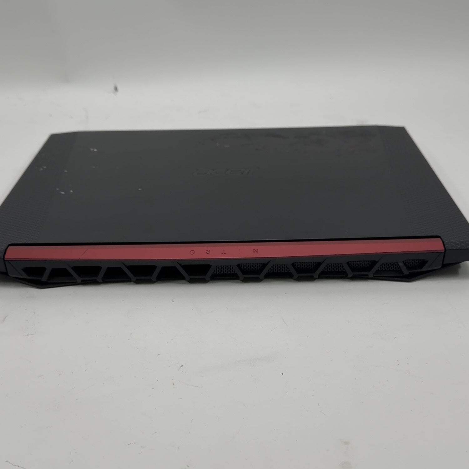 Acer Nitro 5 AN515-54 15.6″ i5-9300H 2.4GHz 8GB RAM 256GB SSD GeForce GTX 1650