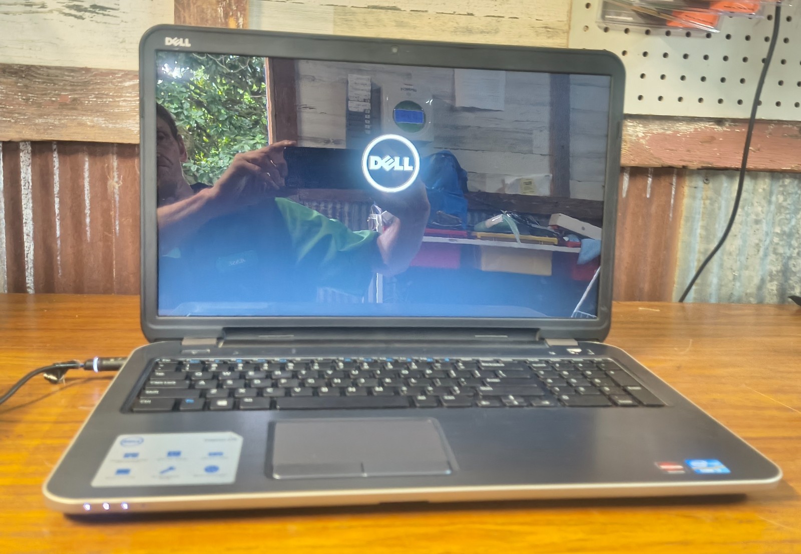 [Lot of 3] Dell Inspiron 17R 5721 – No OS – (Core i7 / AMD GPU / 8GB / 1TB / DVD