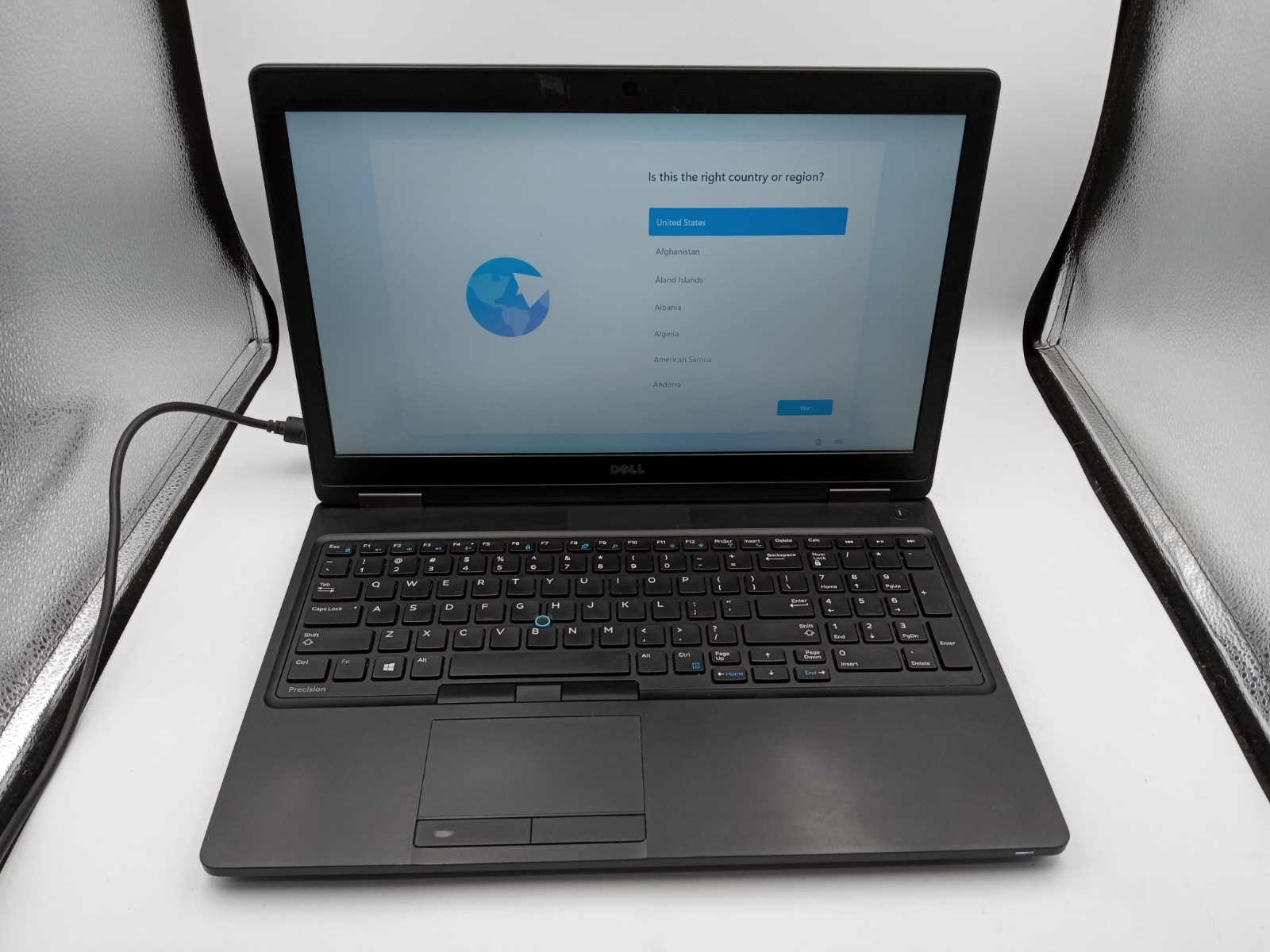 Dell Precision 3520 15.6″ Laptop Intel i5-7440HQ 8GB RAM 128GB SSD Win11 -RR