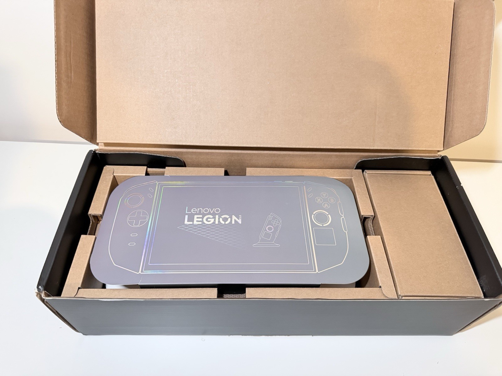 Lenovo Legion Go 2 OLED Ryzen Z2 Extreme 32GB (1TB SSD Model) – Gaming Handheld