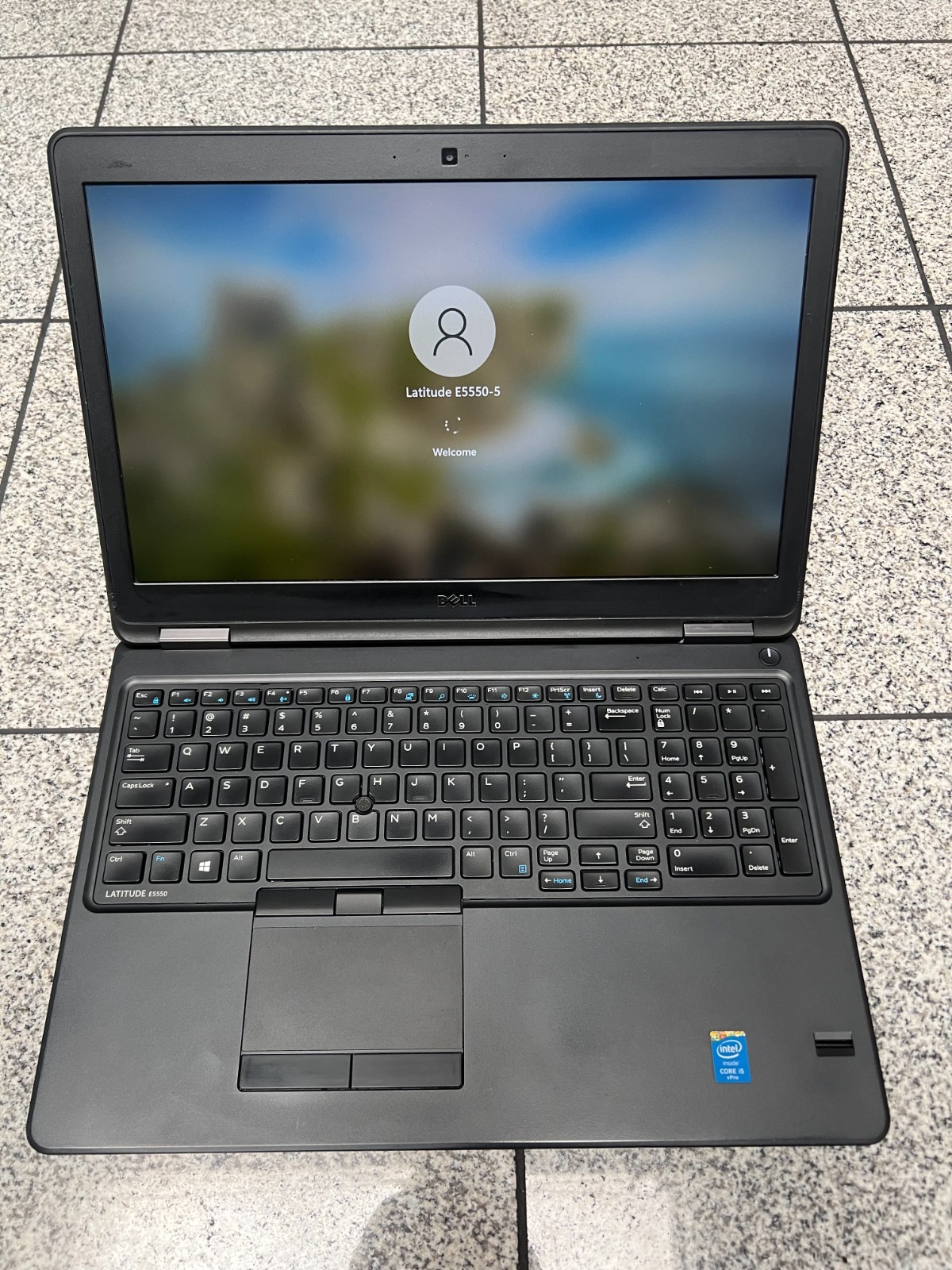 Dell Latitude E5550 8GB RAM 128GB SATA SSD 15.6″ Intel Core i5-5300U Win 11 Pro
